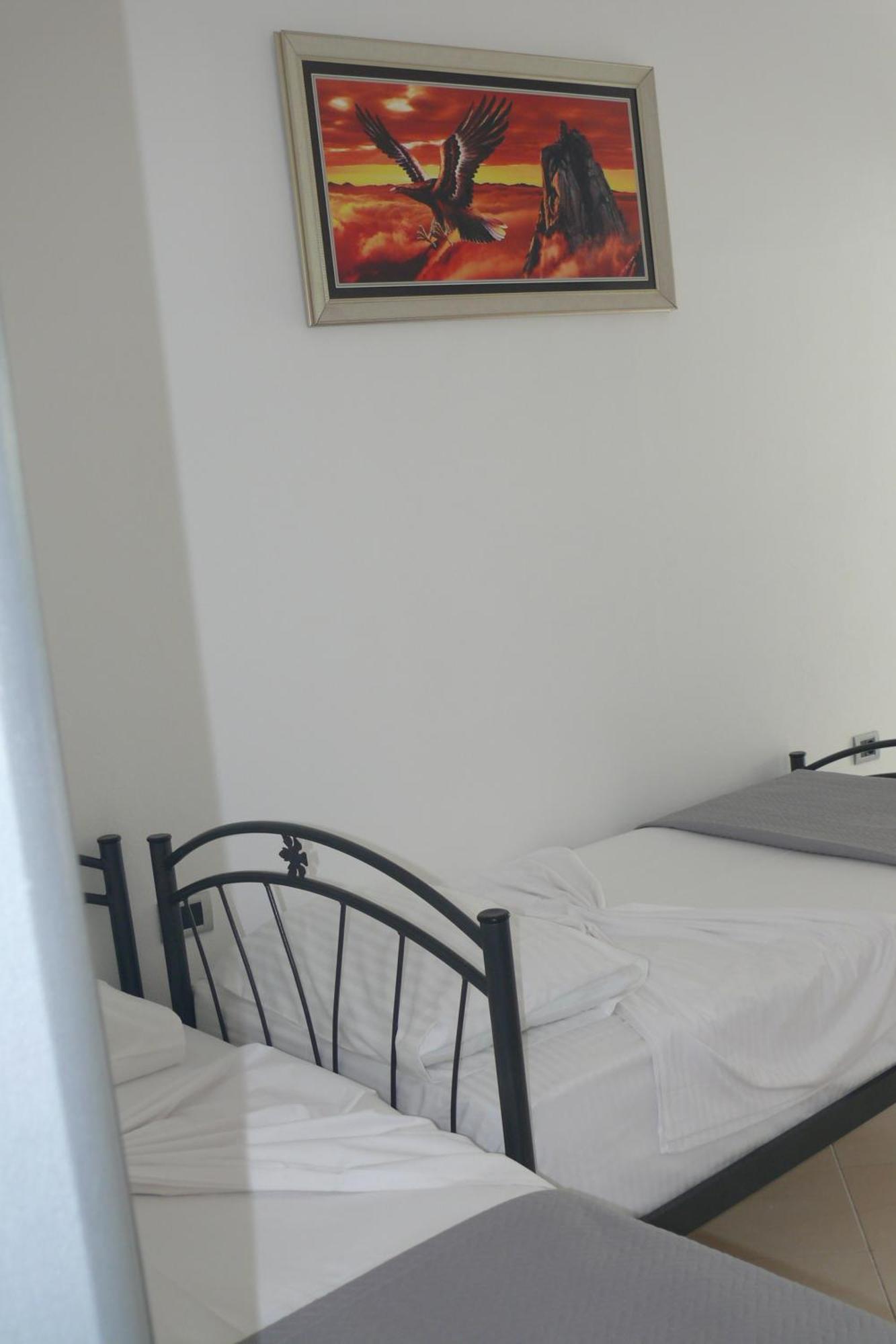 Hotel apartamentowy Erviliano Borsh
